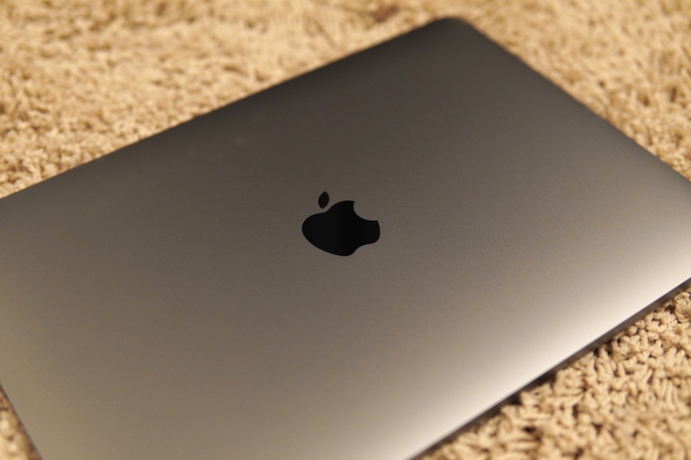 【開封】MacBook Pro (2019) 購入。Air 13インチからの買い替えレビュー | yasu LIFE