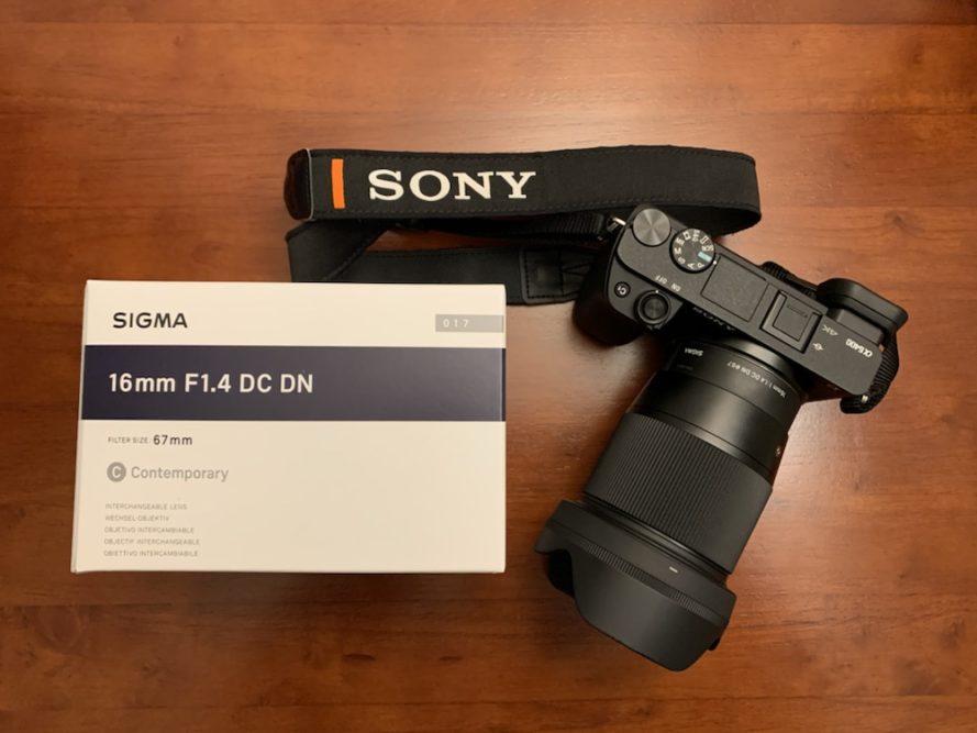 SONY α6500 ミラーレス一眼 + Sigma f1.4 16mmおまけ付き！ - カメラ